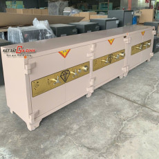 Két sắt đặt hàng tiệm vàng KTV215