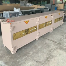 Két sắt đặt hàng tiệm vàng KTV215