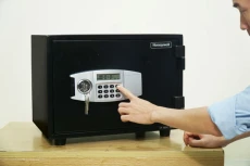 Địa chỉ mua két sắt chính hãng tại Huyện Hóc Môn